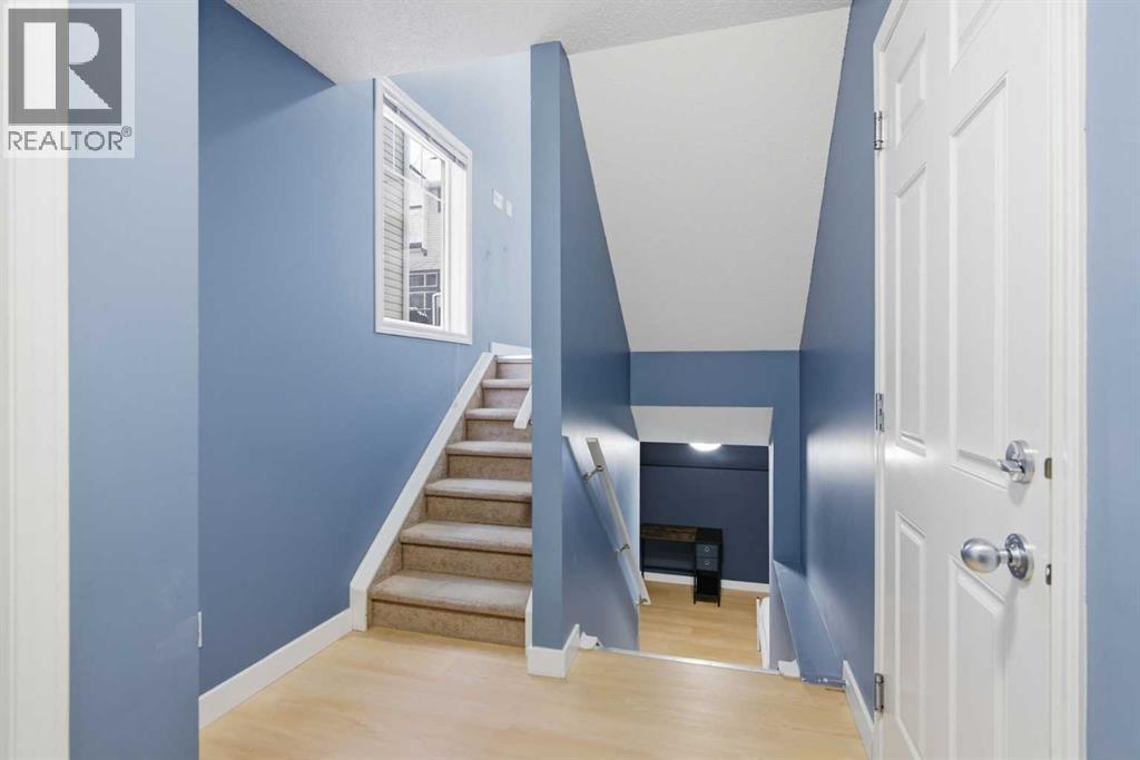 166 Everhollow Heights SW