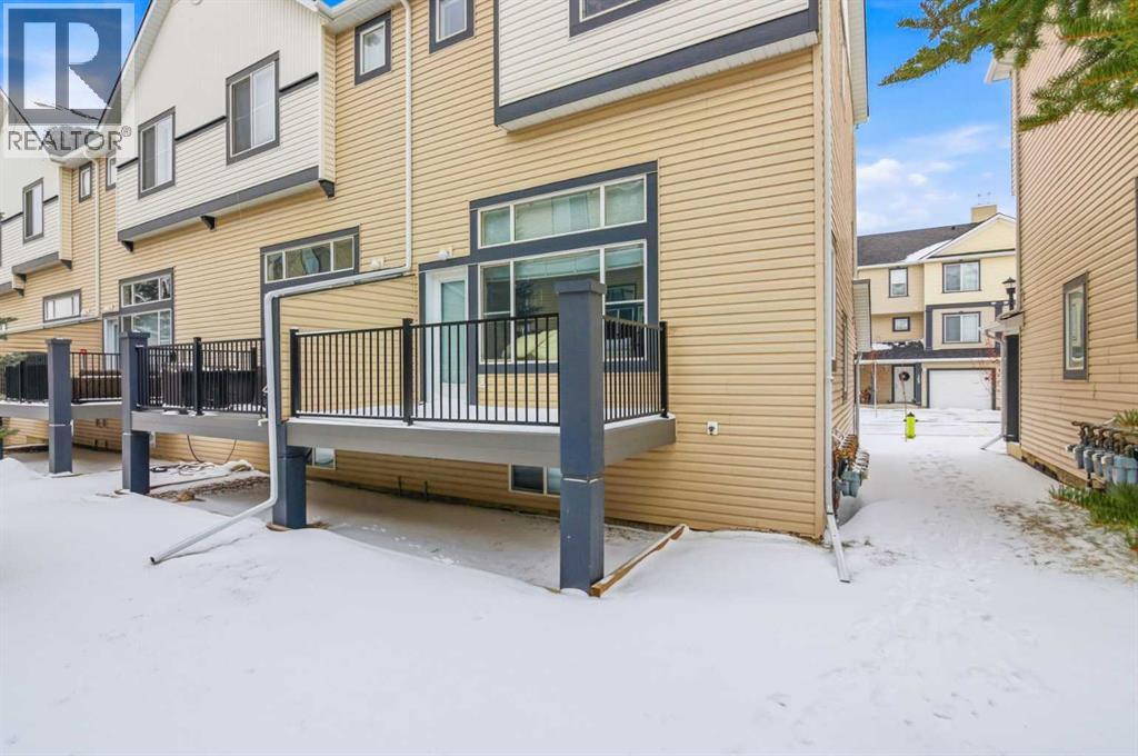 166 Everhollow Heights SW