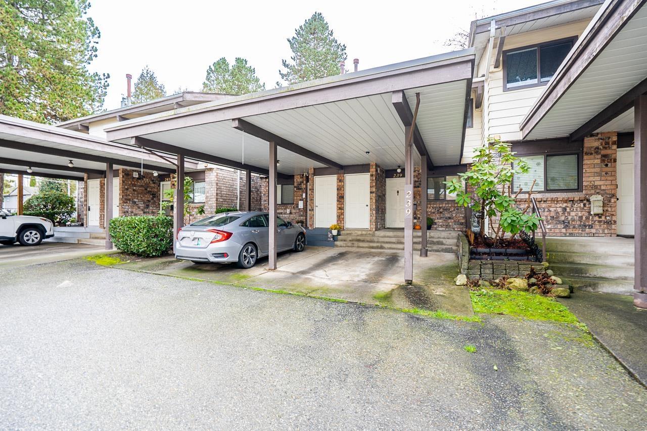 239 7447 140 STREET