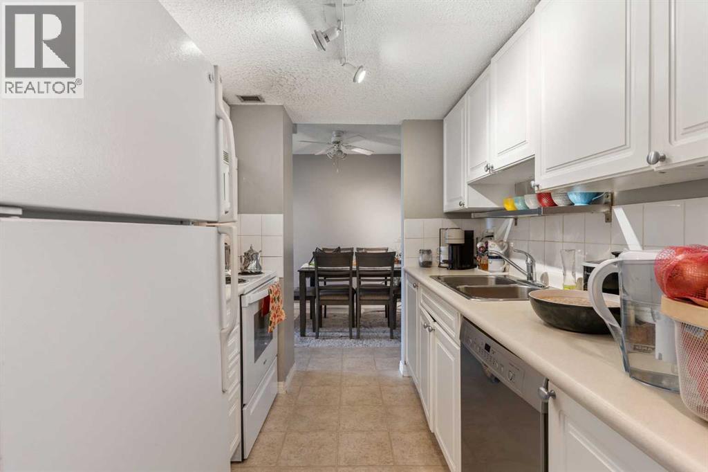 303, 30 Mchugh Court NE