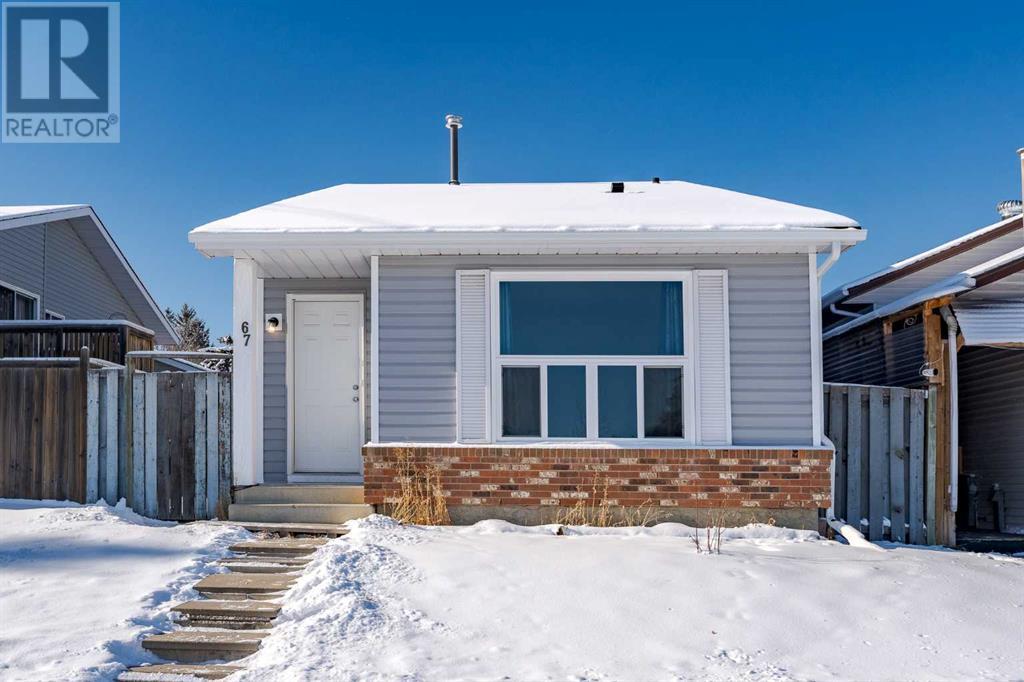 67 Sandstone Drive NW