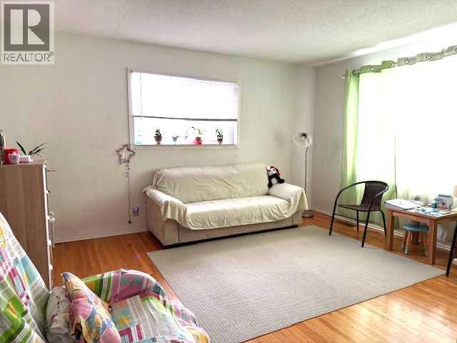 1436 Robson Crescent SE