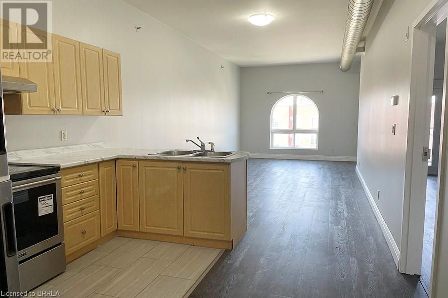 150 COLBORNE Street Unit# 403