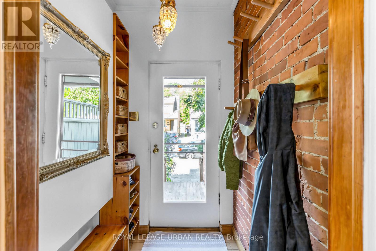 115 JACKMAN AVENUE