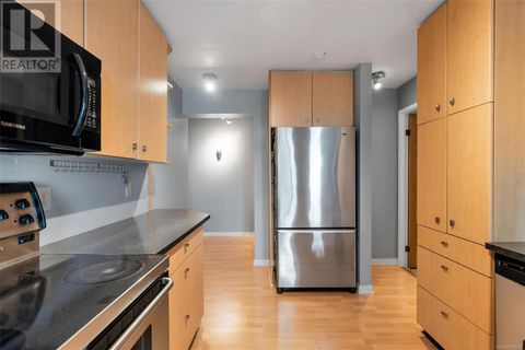 405 1630 Quadra St Victoria BC V8W3J5
