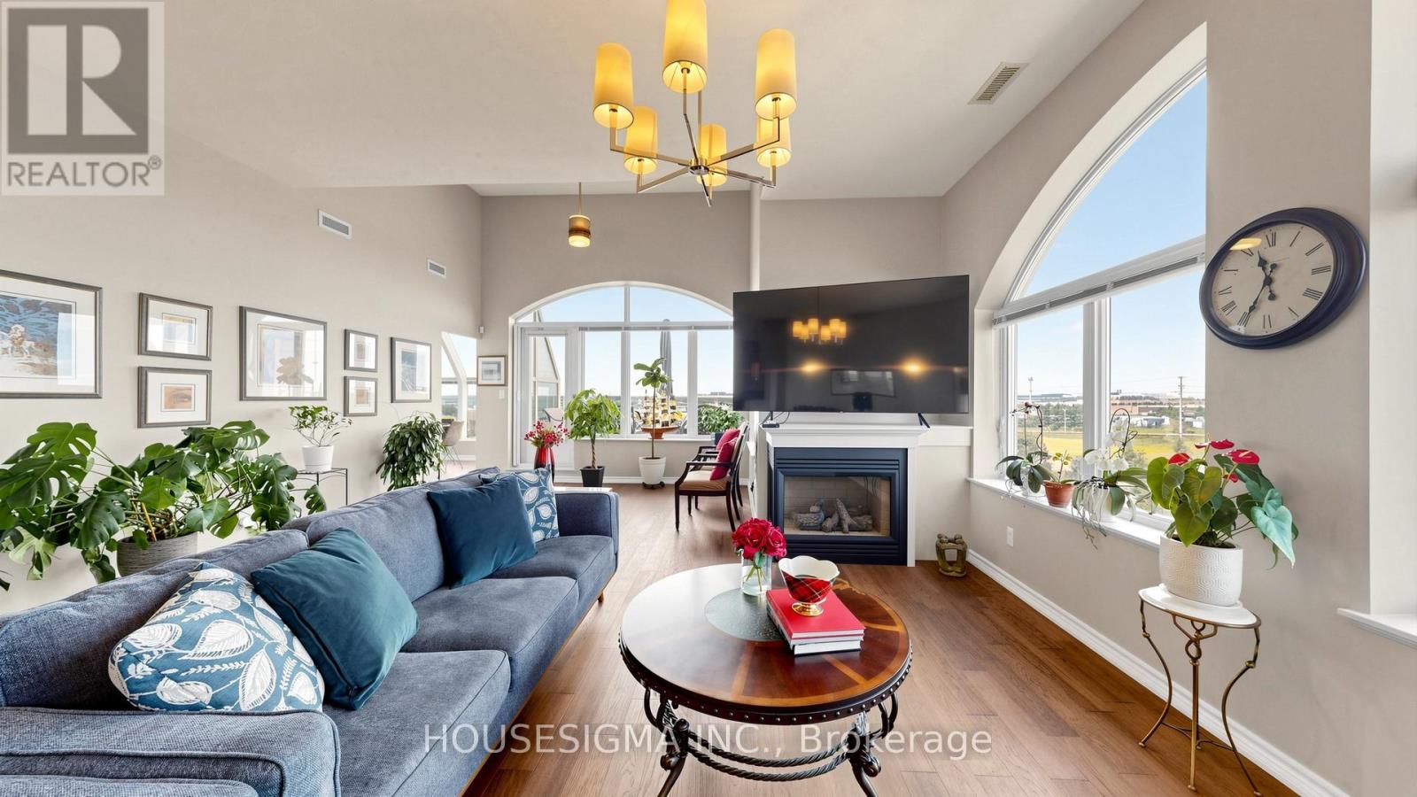 505 - 3 DAYSPRING CIRCLE