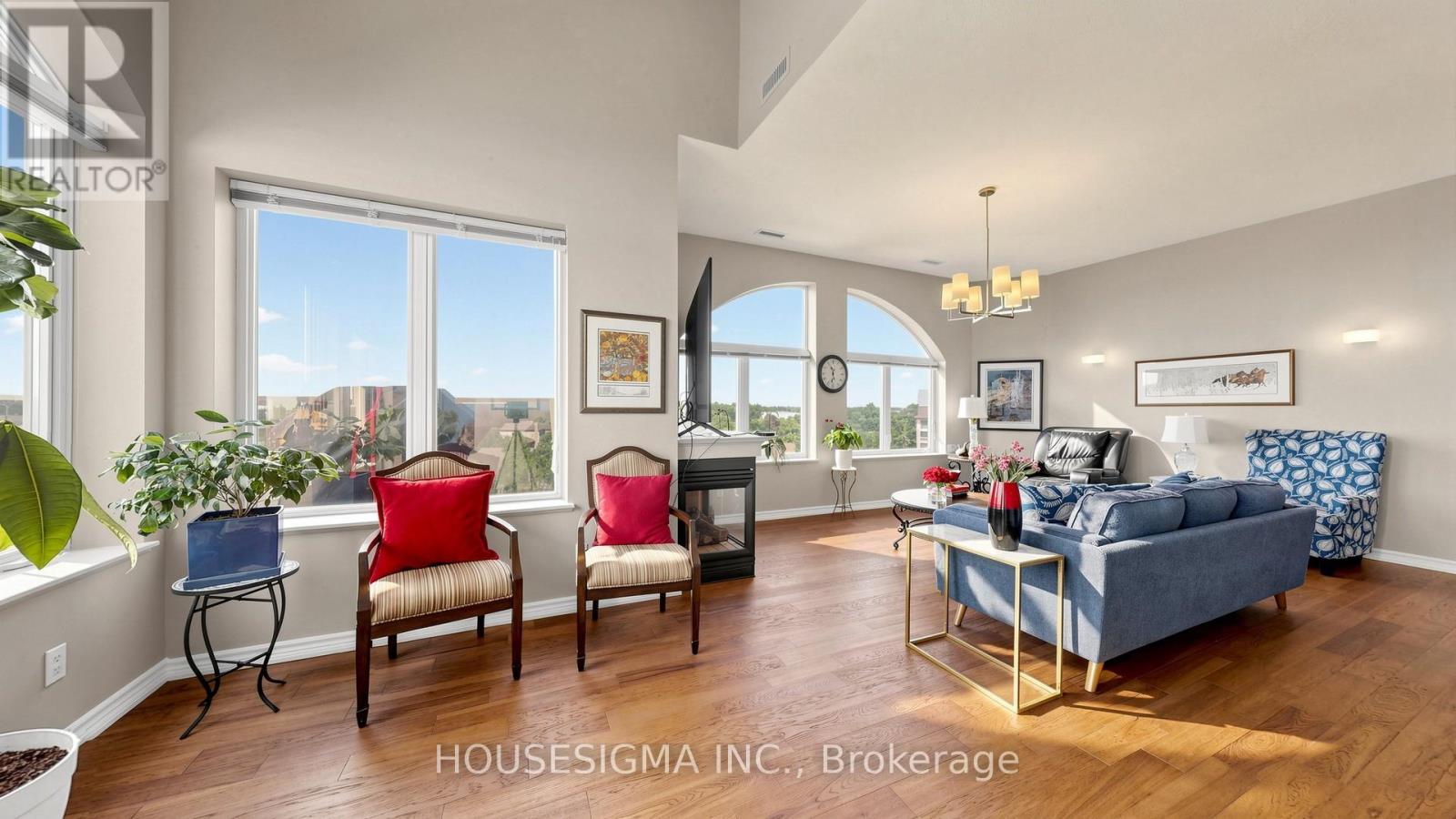 505 - 3 DAYSPRING CIRCLE