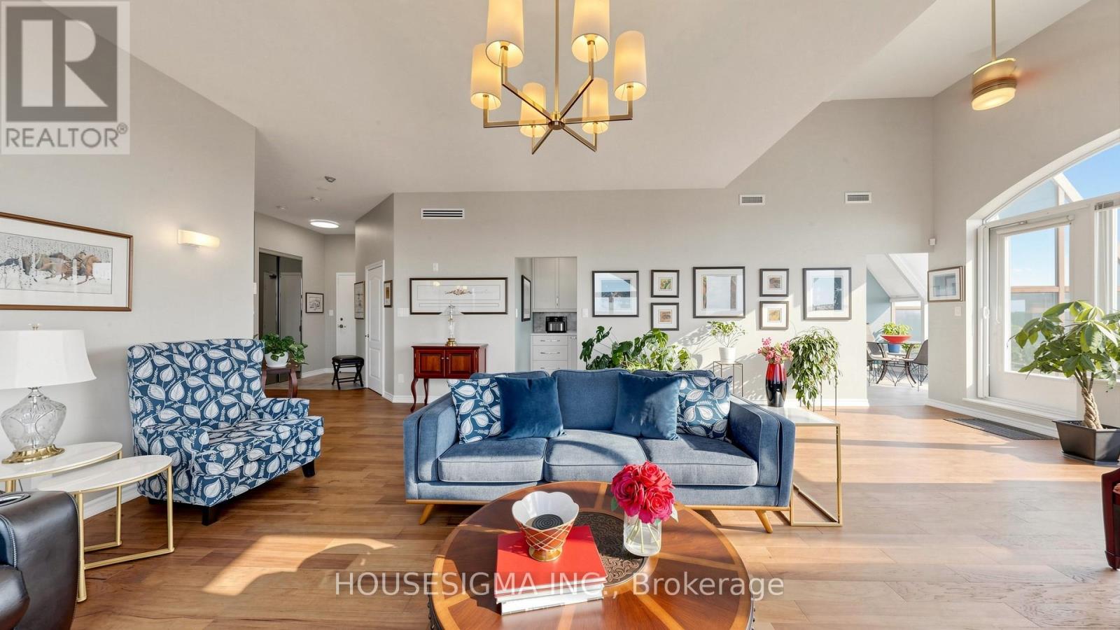 505 - 3 DAYSPRING CIRCLE