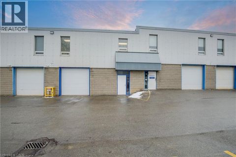 1033 PATTULLO Avenue Unit# 8 Upper Woodstock ON N4V1C8