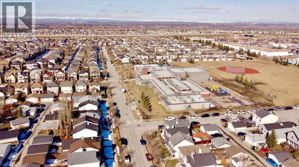 488 Prestwick Circle SE