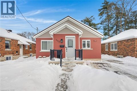 175 FOREST Road Cambridge ON N1S3B9