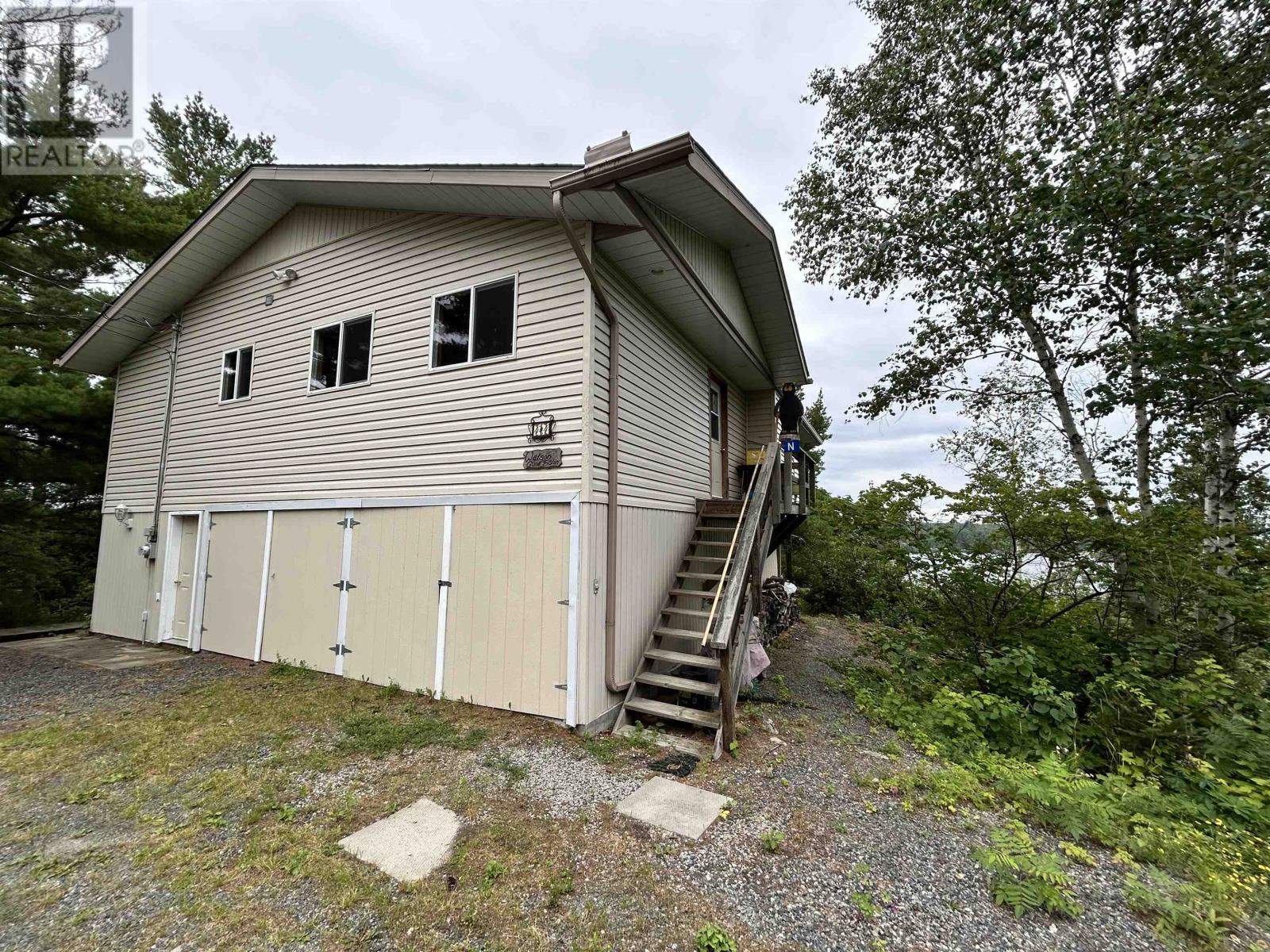 44 Bigstone Bay Lodge