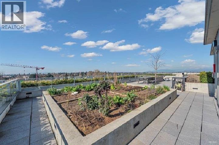 102 4988 CAMBIE STREET