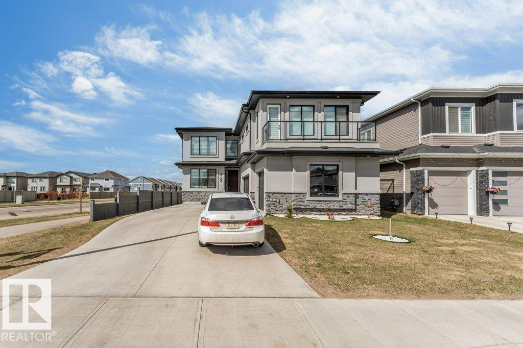 424 33 AV NW