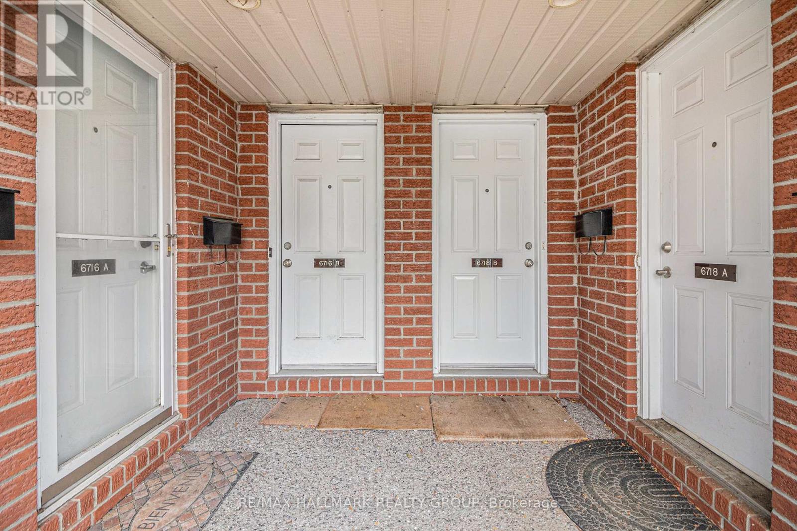 B - 6716 JEANNE D'ARC BOULEVARD N