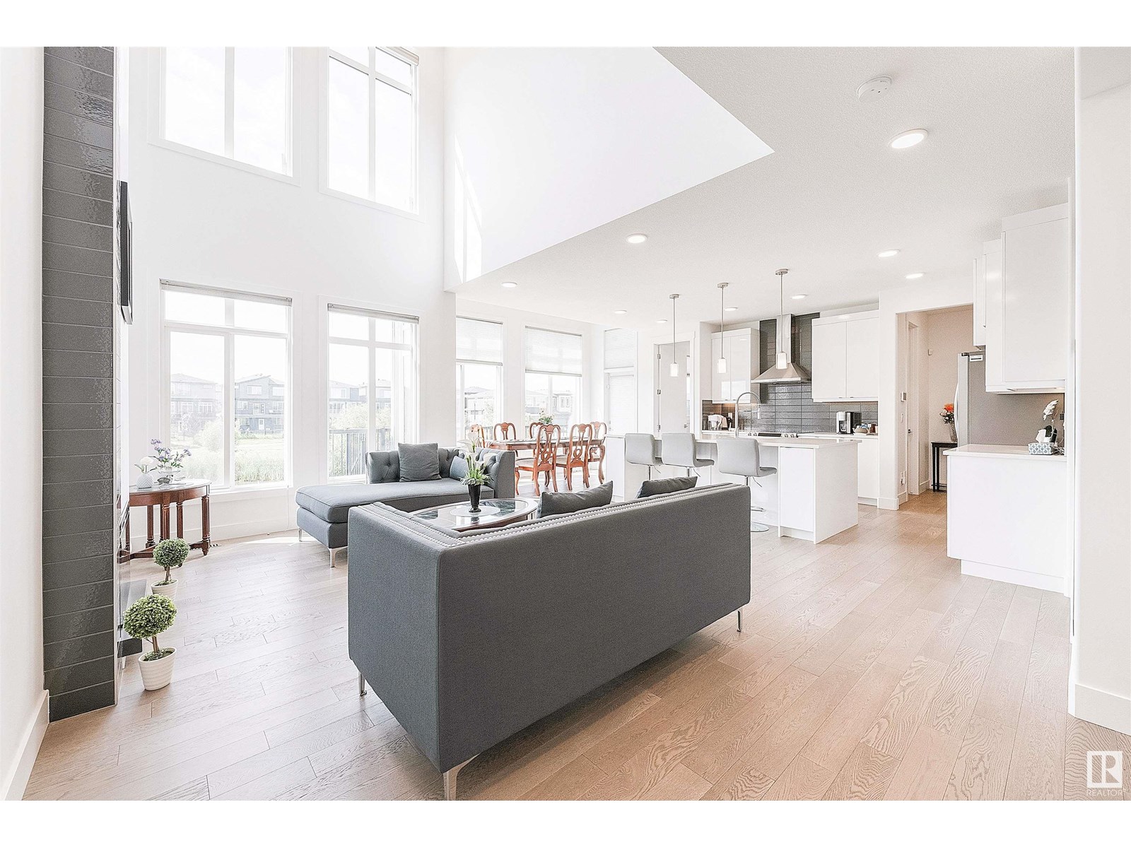 6059 KING LANDING SW