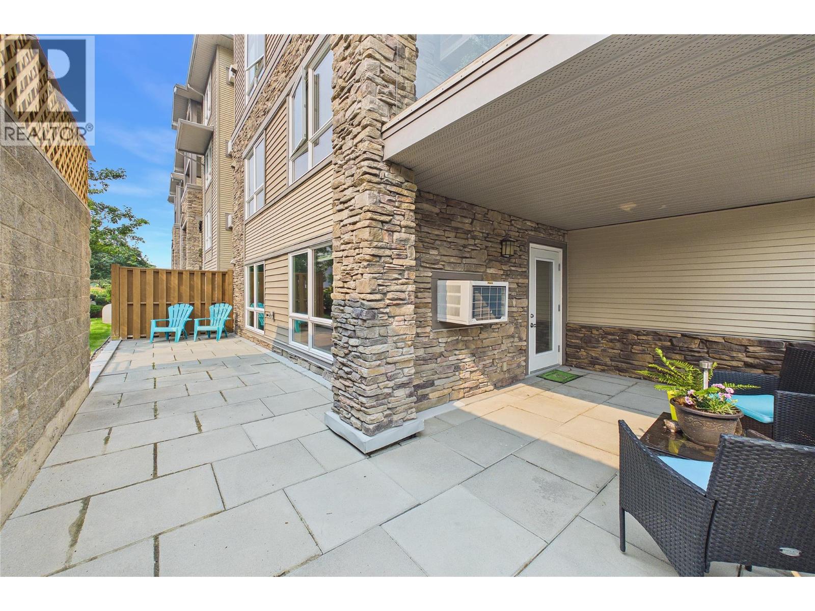 325 McIntosh Road Unit# 1103