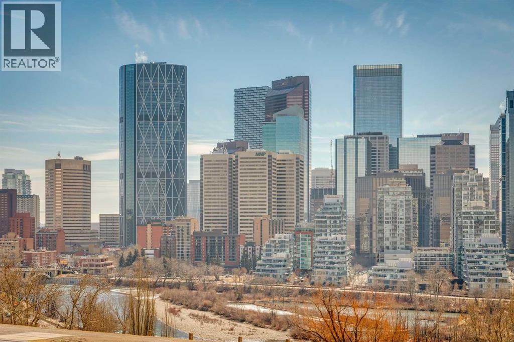 228 Crescent Road NW