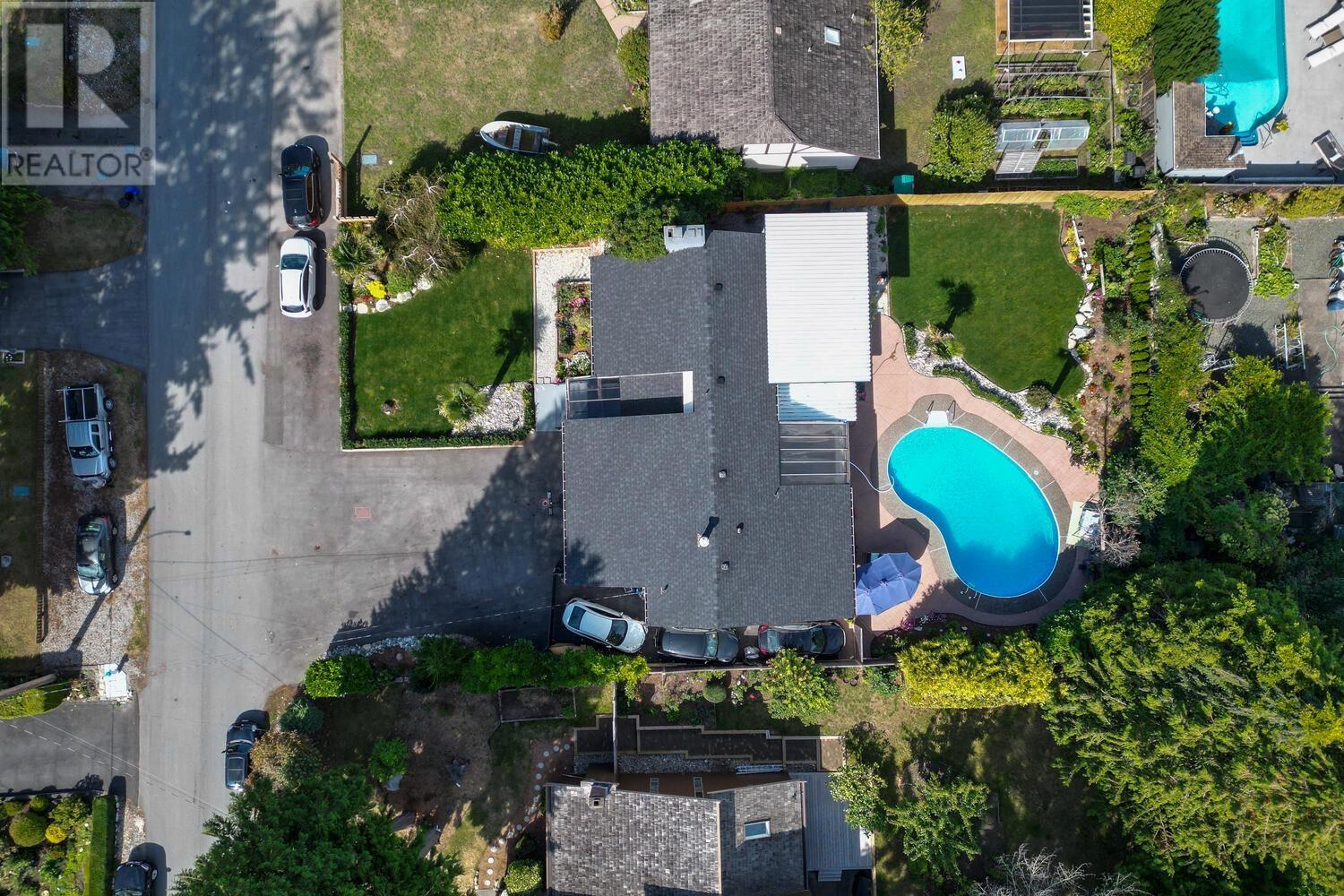 284 54A STREET