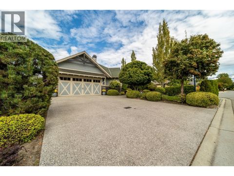 698 Arbor View Drive Kelowna BC V1W4Z5
