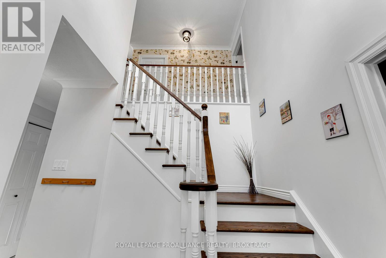 25 HOWE ISLAND FERRY ROAD