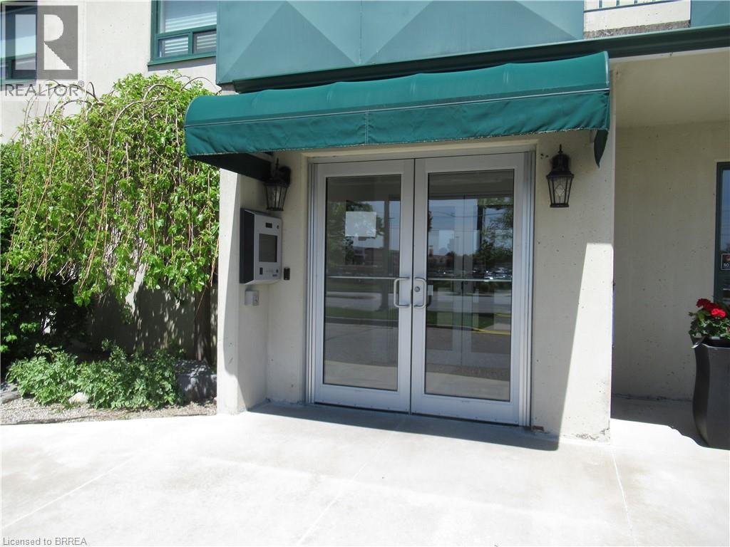 421 FAIRVIEW Drive Unit# 401