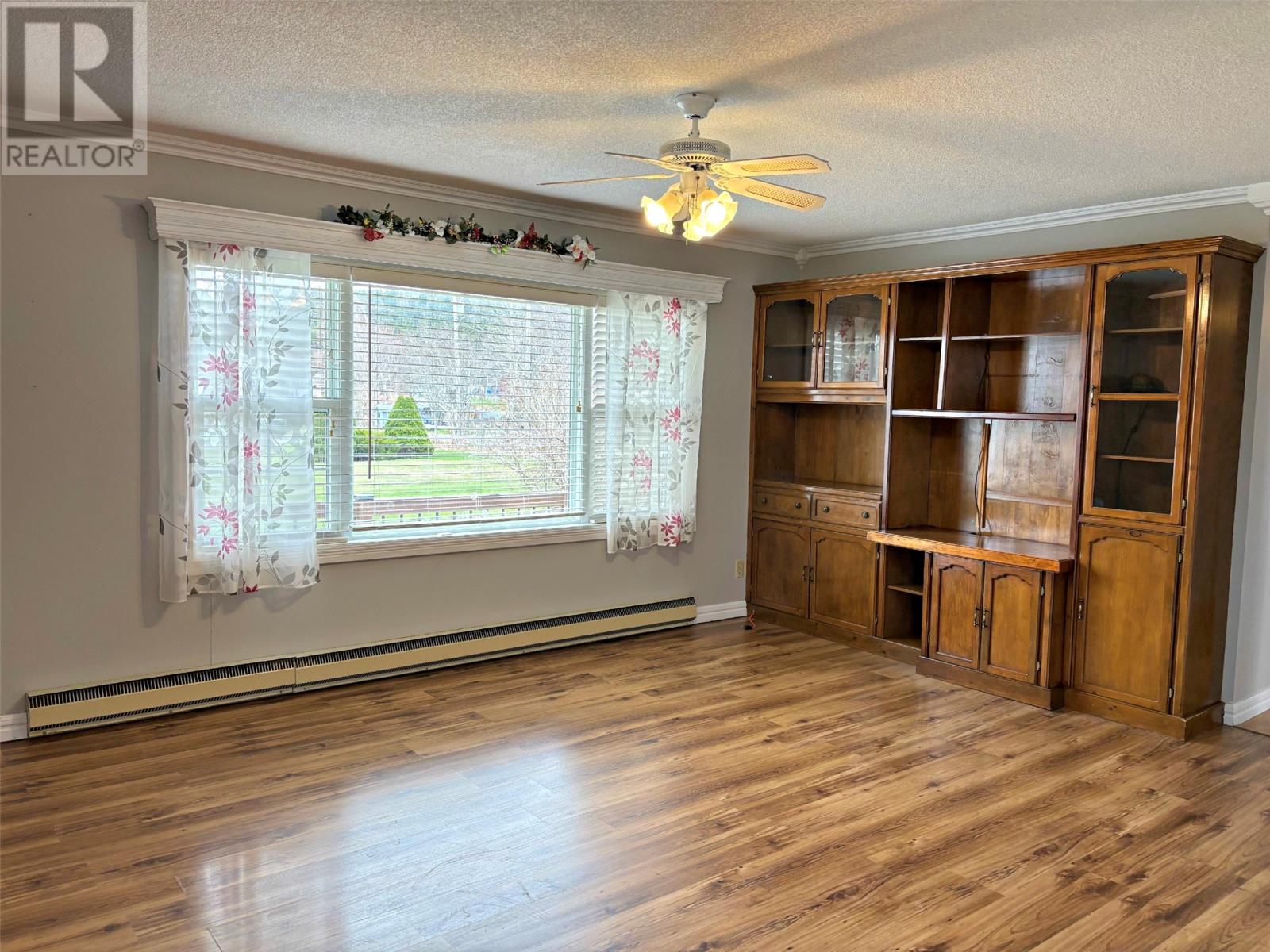 38 Janes Avenue