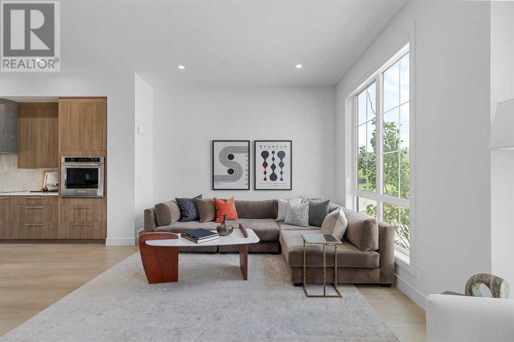 12 Greenwich Heath NW