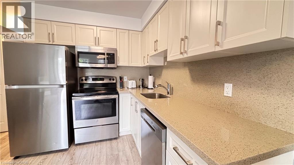 122 COURTLAND Avenue E Unit# 14