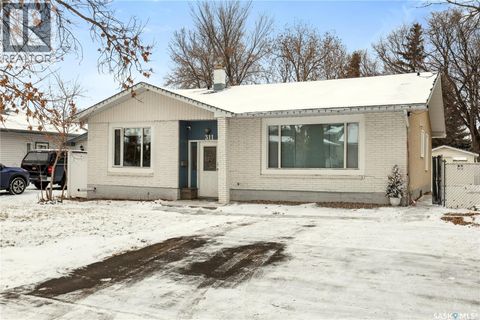 311 Habkirk DRIVE Regina SK S4S6A9