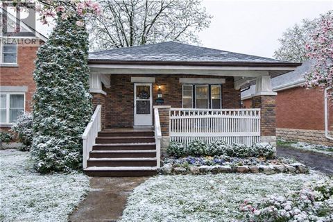 4 MCDONALD Avenue London ON N6G1B1