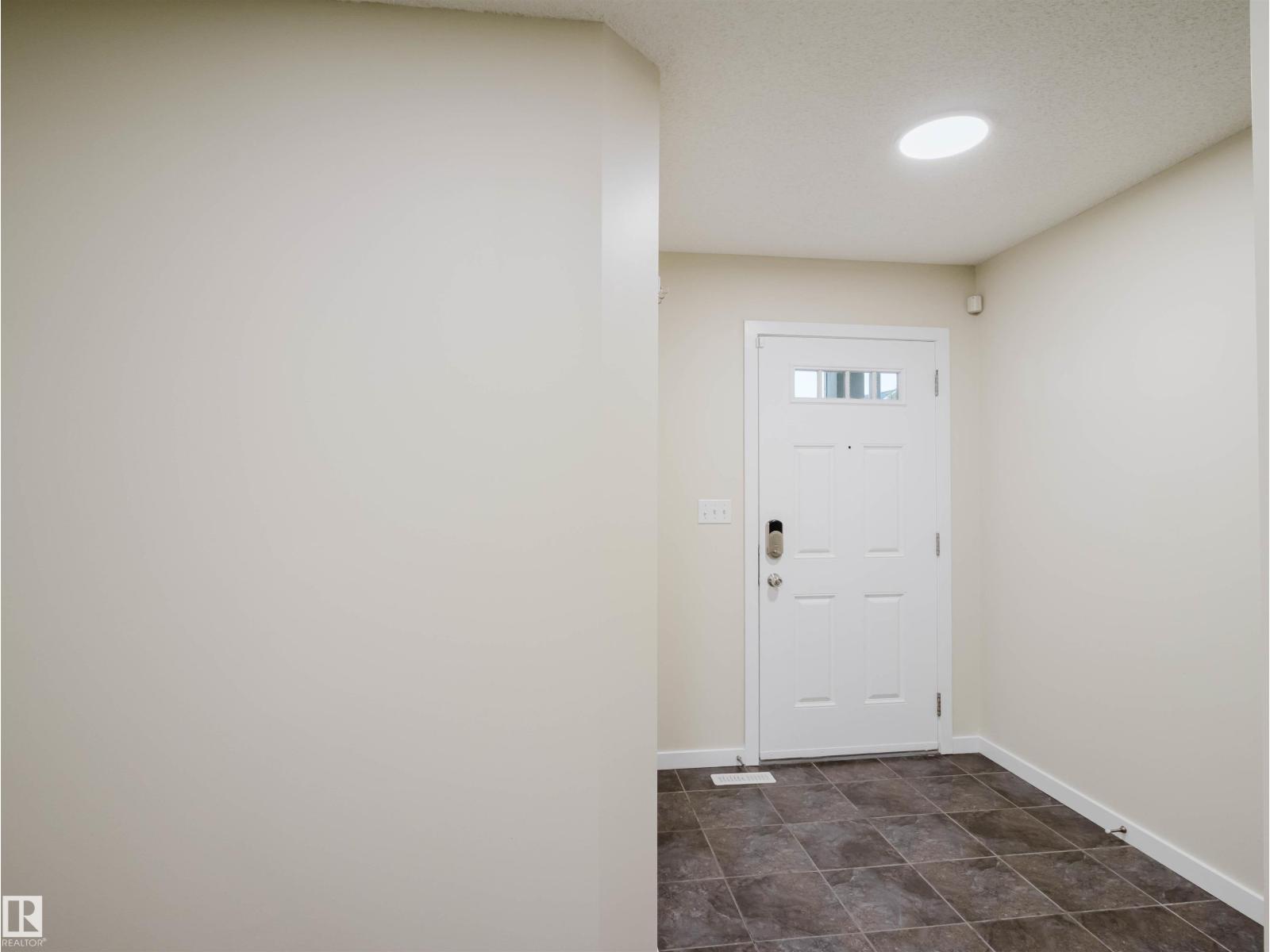 5407 14 AV SW