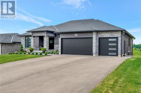 14 HUDSON Drive Brantford ON N3T5L7