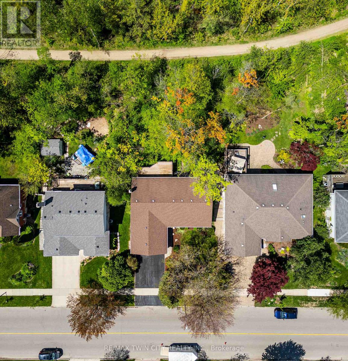 367 NORTHLAKE DRIVE E