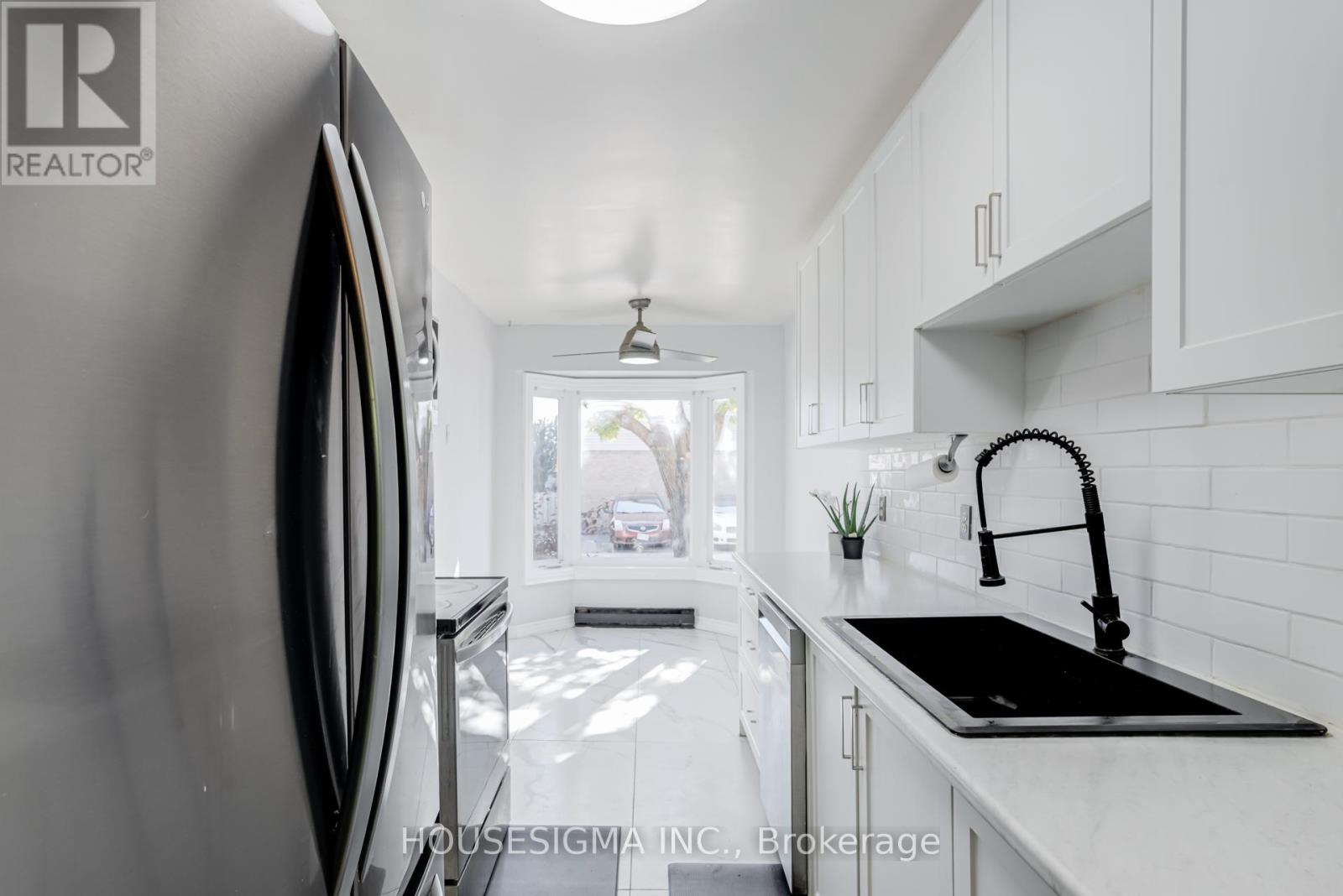 61 - 31 PARKVIEW DRIVE