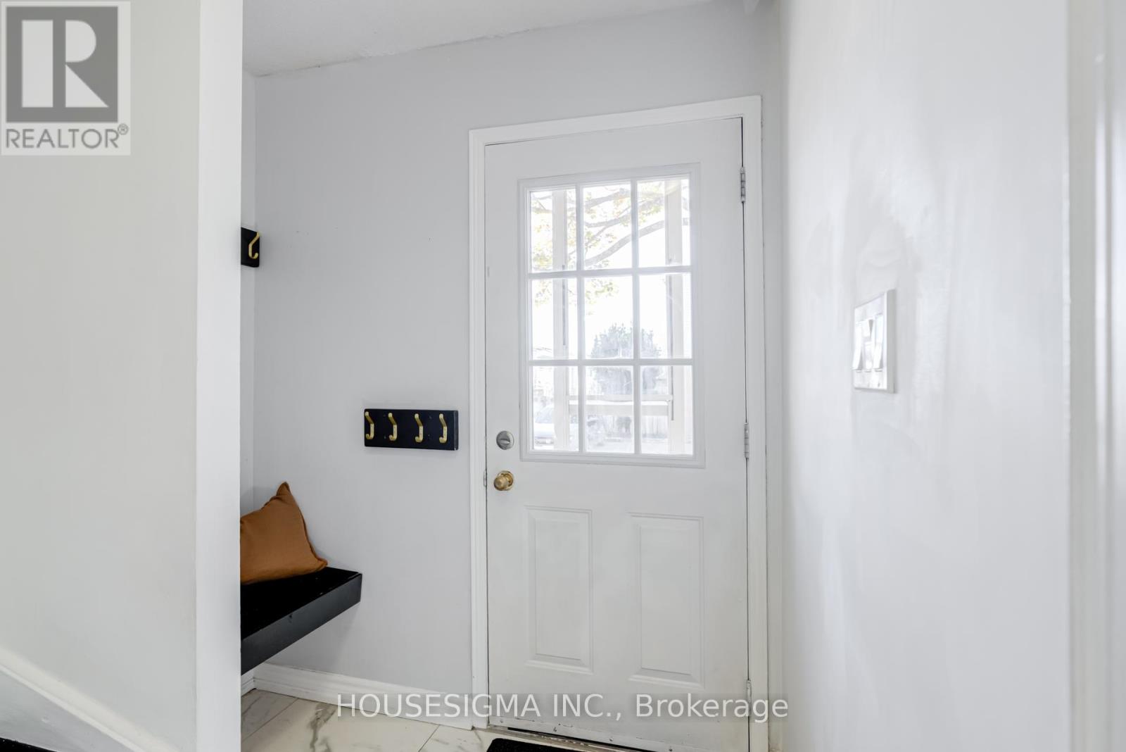 61 - 31 PARKVIEW DRIVE