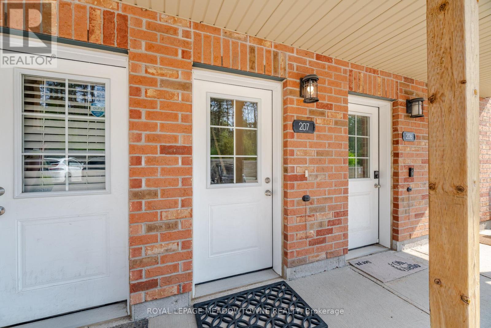 207 - 7 CITYVIEW DRIVE S