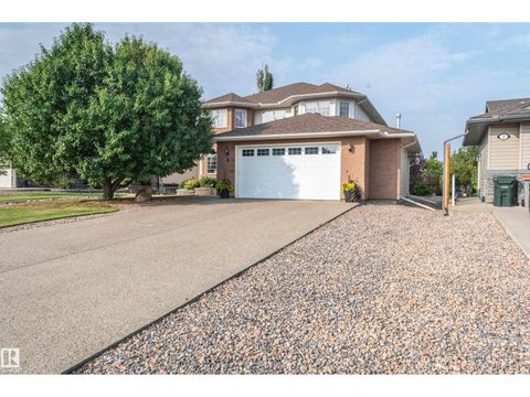 4 BRIARWOOD WY Stony Plain AB T7Z2R4