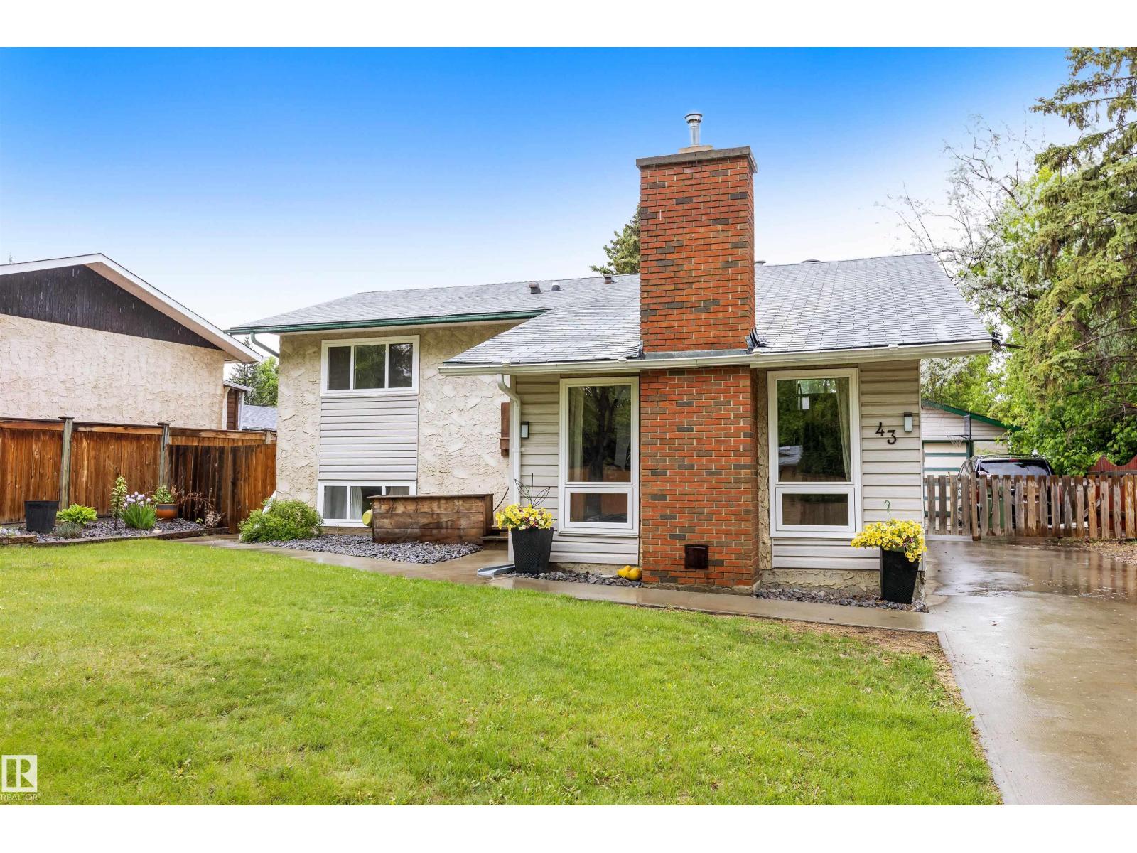 43 LAYDON DR