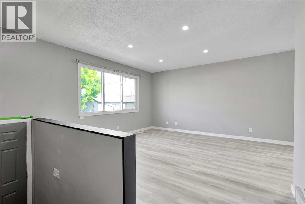 224 Pensville Close SE