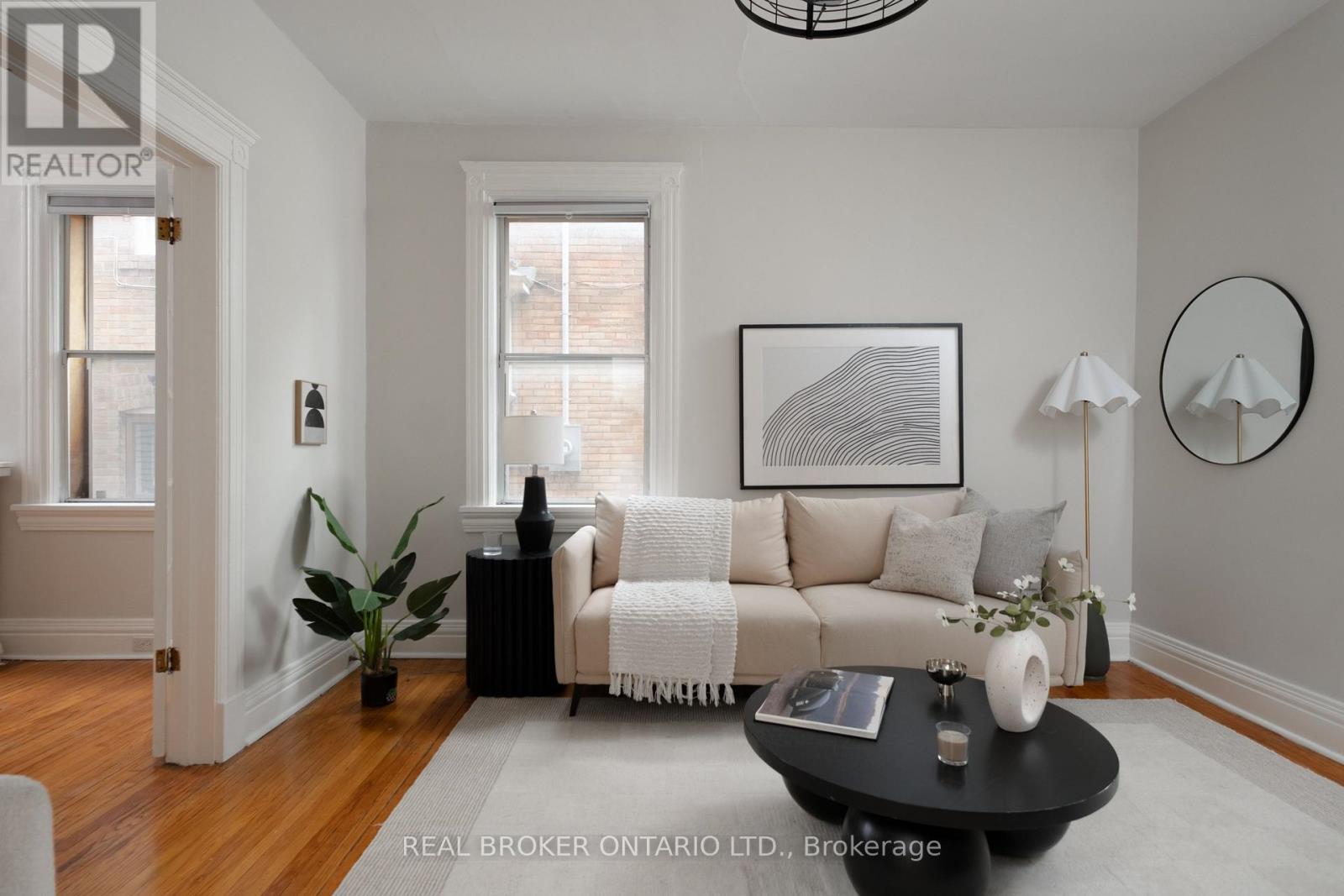 33 ATLAS AVENUE