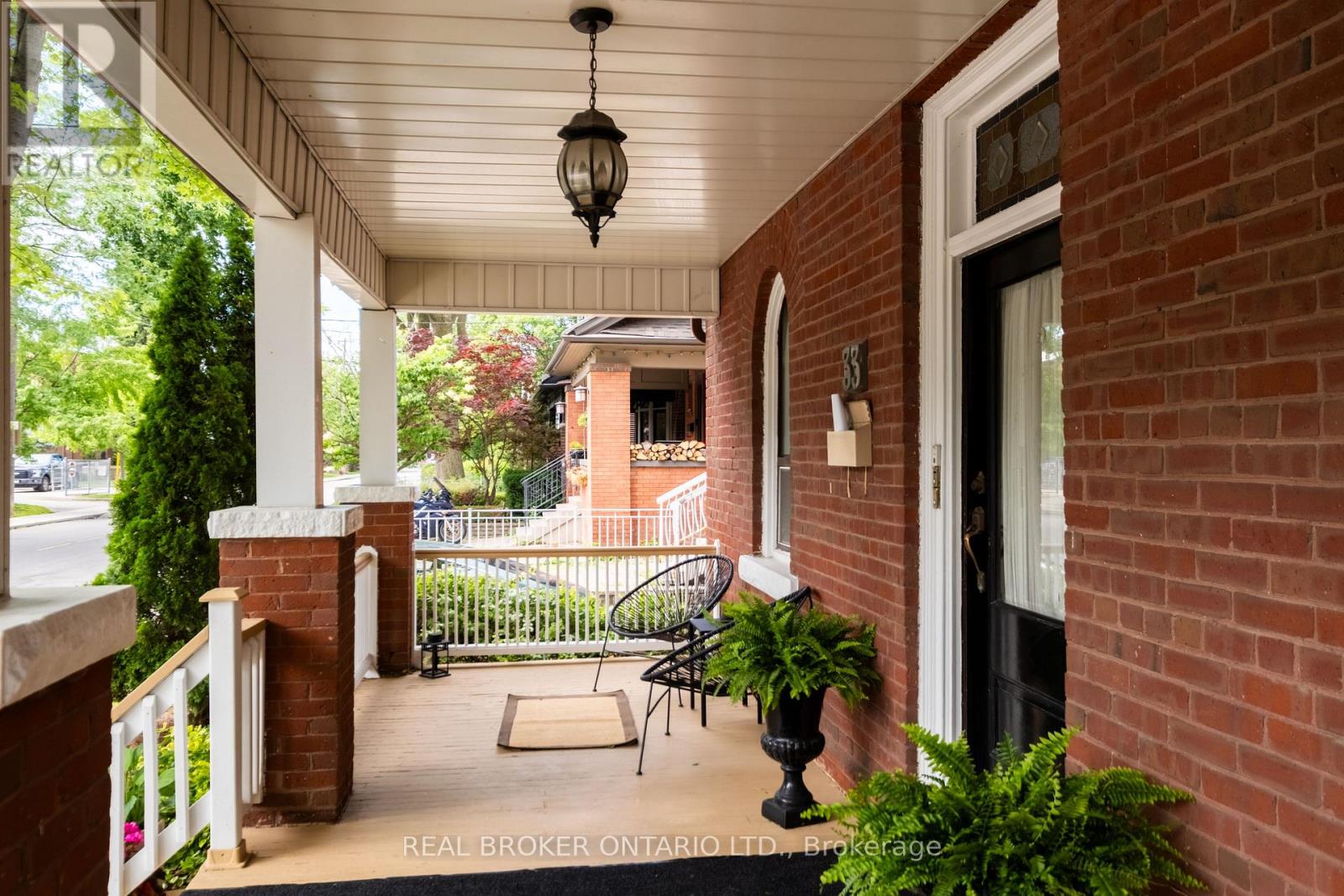 33 ATLAS AVENUE