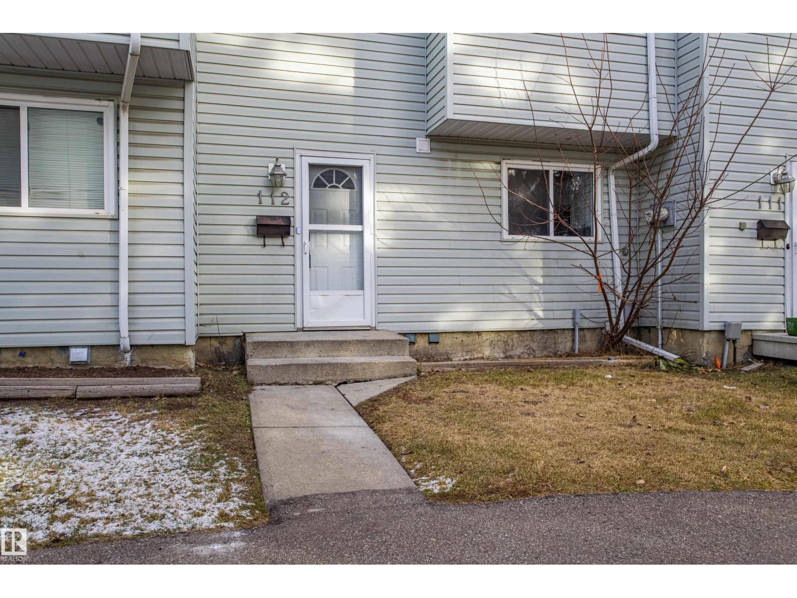 112 Dickinsfield CO NW NW