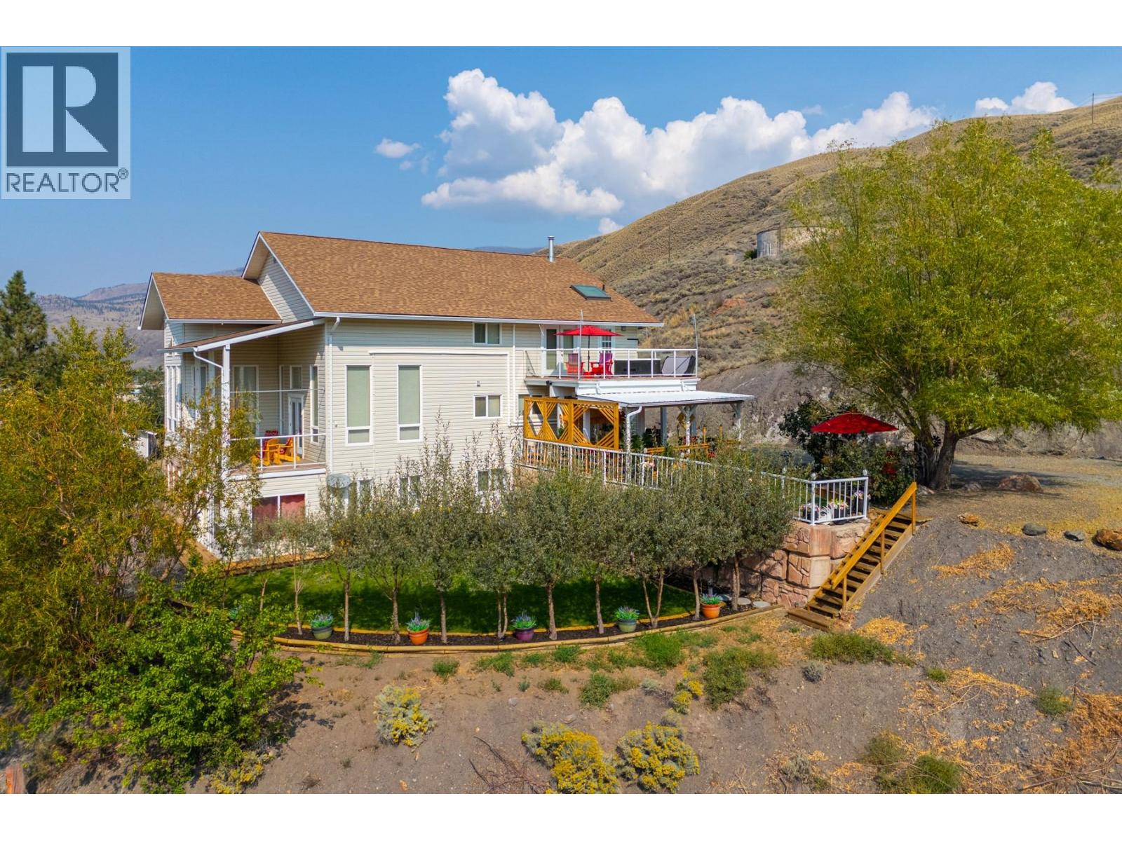 988 Collins Road