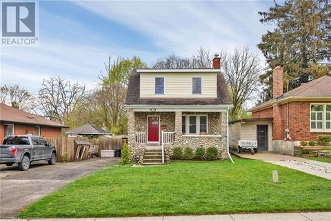 17 5TH Avenue Cambridge ON N1S2E8