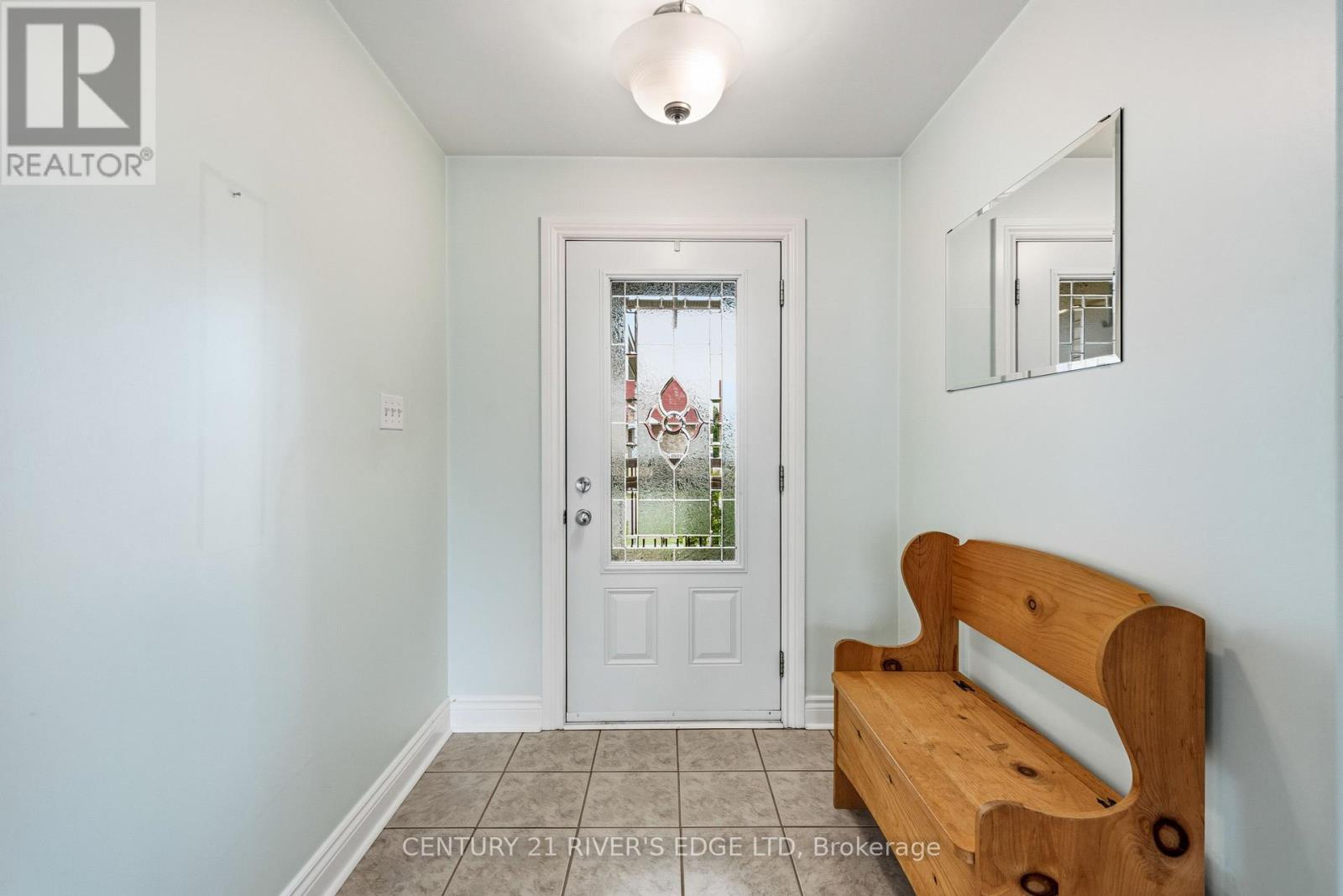113 BLAKE'S CRESCENT