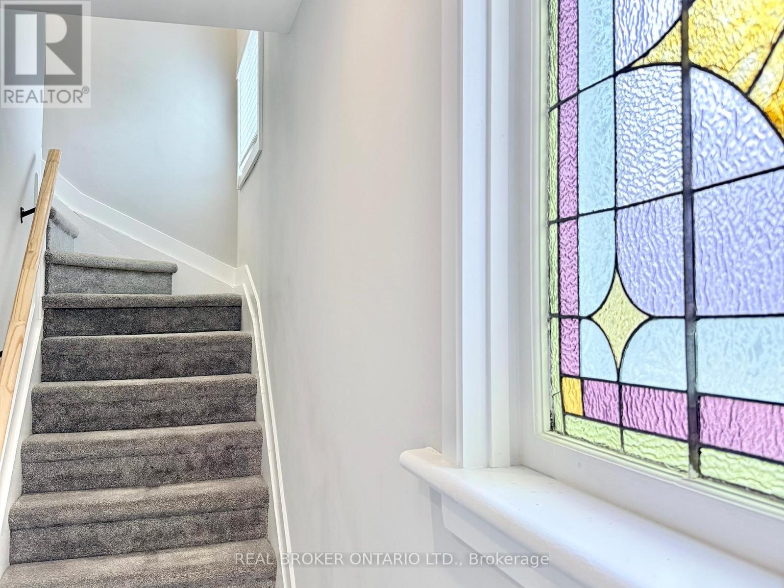 B - 143 ELMSLEY STREET N