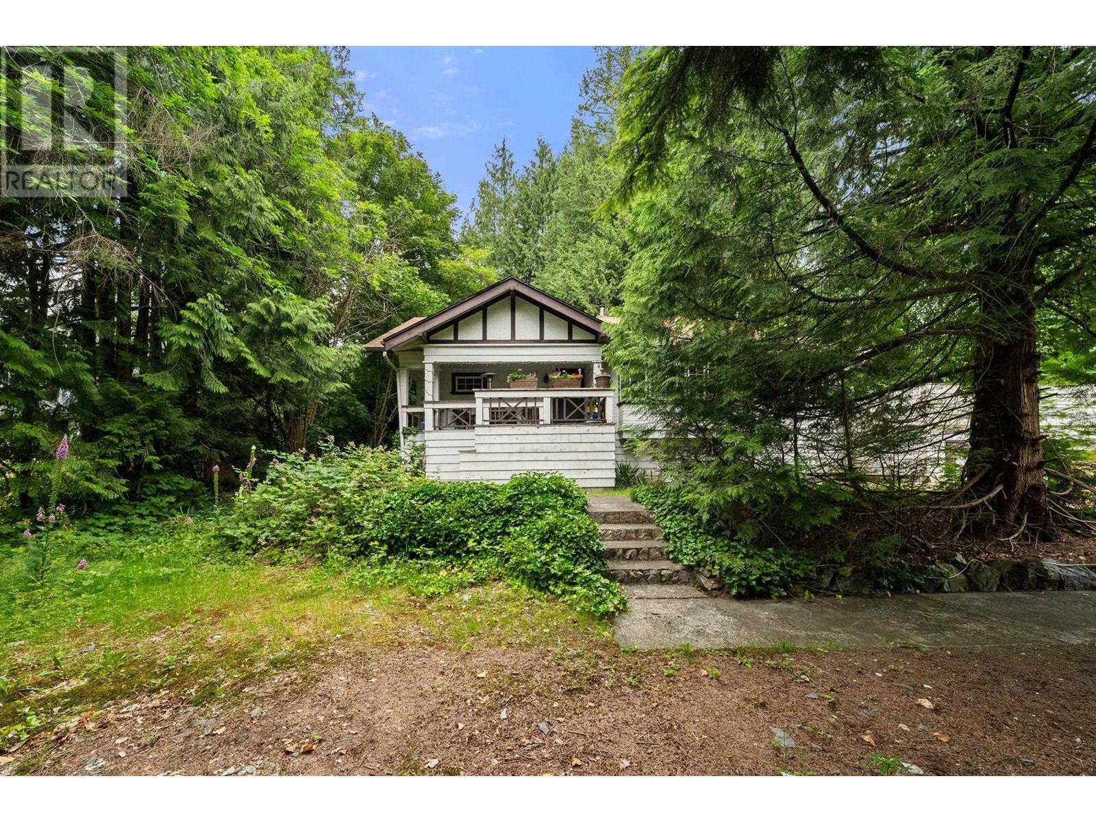 338 E OSBORNE ROAD