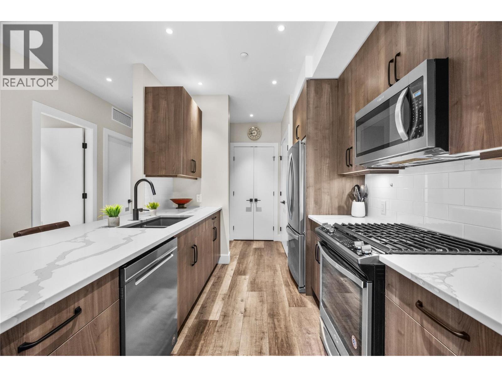 110 Ellis Street Unit# 406