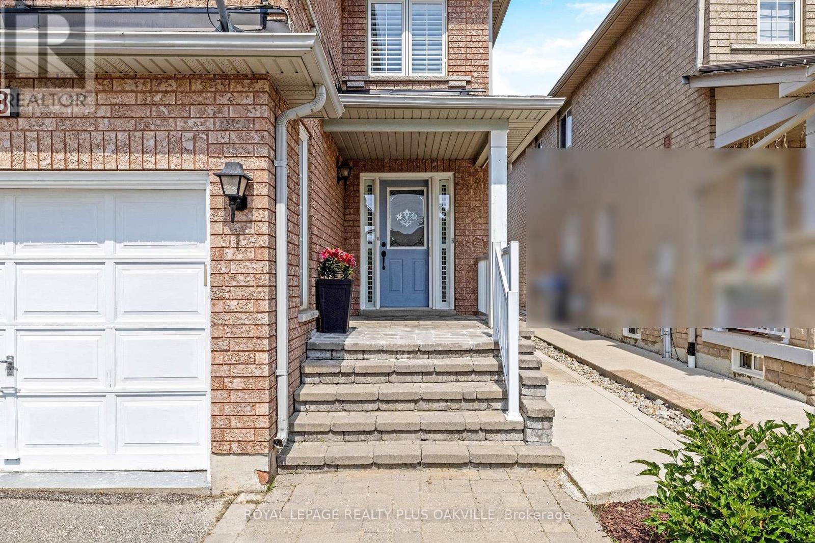 3368 CRIMSON KING CIRCLE